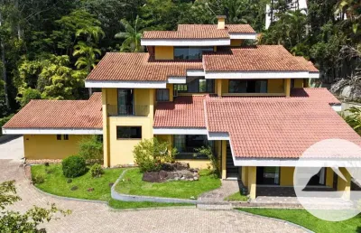 Casa com 5 quartos à venda na Rua Gertrudes Bogo, Escola Agrícola, Blumenau