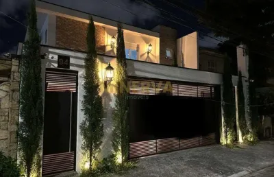 Casa com 4 quartos à venda na Rua Salvador Fiordelisio, Vila Bertioga, São Paulo