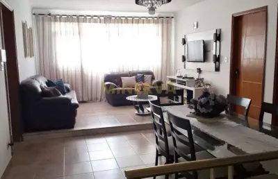 Casa com 3 quartos para alugar na Rua Cantagalo, 2194, Tatuapé, São Paulo
