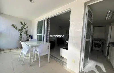 Apartamento para alugar com 86m², 2 quartos, 2 banheiros, 2 vagas de garagem.