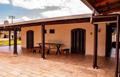 Chácara / sítio com 3 quartos à venda na Rua Caiobá, 6, Chácara Santa Maria, Cambé