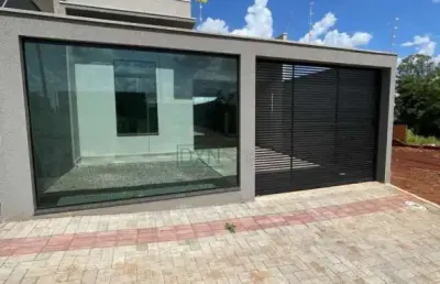Casa geminada com 2 quartos no jd araucaria em cambé