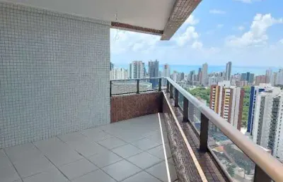 Amplo apartamento de 166m2 com 4 quartos, dce, ampla varanda e 3 garagens