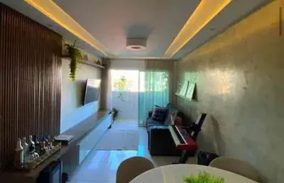 Apartamento de 58m2 com 2 quartos, móveis projetados, á 500m do mar de cabo branco