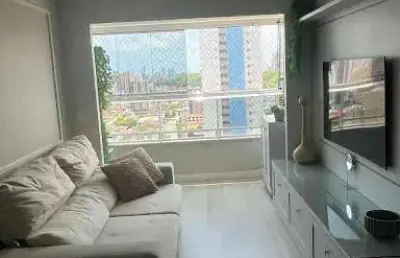 Apartamento de 65m2 com 2 quartos, todo projetado, em condomínio club