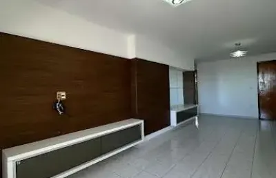Apartamento de 104m2 com 3 quartos + dce + móveis projetados