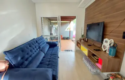 Cancelli - (cond. fechado)1 suíte, 2 quartos, espaço gourmet, lavabo, lavand, quintal, 2 vagas, /c-110m²