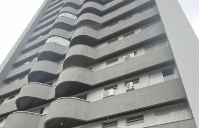 Centro - 1 suíte, 2 quartos, sala, coz, 2 bwc, sacada, dep. empregada, a/serv, piscina, a/total 125m²