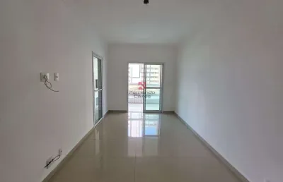 Apartamento 2 suítes com sacada enorme no bairro tupi em praia grande/sp