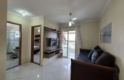 Apartamento mobiliado 1 dormitório a apenas 300 metros da praia! 