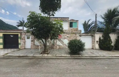 Casa de alto padrão com 4 dormitórios no canto do forte – praia grande