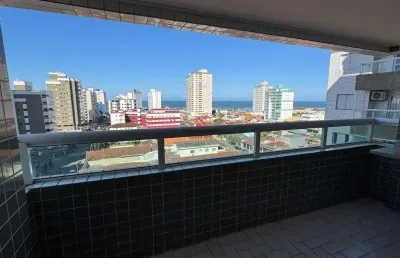 2 dormitórios 1 suíte e sacada gourmet a 300m da praia no bairro mirim