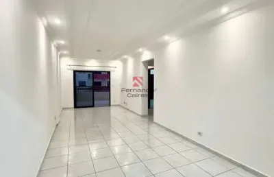 Apartamento amplo com vista para o mar a 100m da praia 3 dorm 2 suítes na tupi