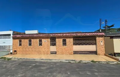 Casa com 3 quartos à venda na Travessa Piata, 04, Lírio do Vale, Manaus