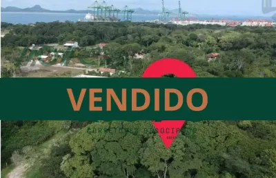 Terreno localizado na rua 2720 n°735, no balneário farol do itapoá ll