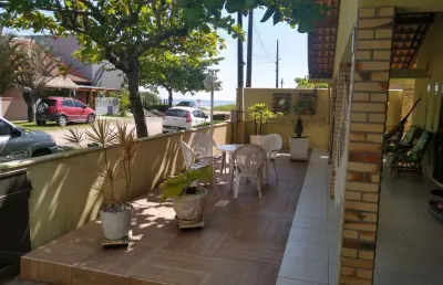 Casa à venda a 50m da praia em itapoá - balneário uirapuru
