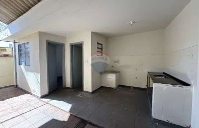 Casa á venda jardim paulistano, 3 quartos ,  1 suíte , garagem para 4 carros r$ 425.000,00