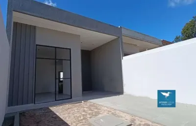 Casa plana nova em rua pública na região central de eusébio em fase de acabamento, varanda, churrasqueira, 02 suítes, master ampla, 87m2, 02 vagas