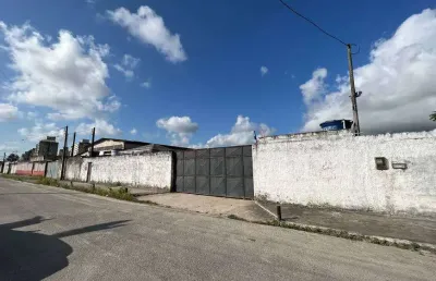 Terreno: 25 metros frente por 50 metros de cumprimento, perfazendo 1250m2.