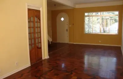 Casa com 3 quartos para alugar na Aclimação, São Paulo 
