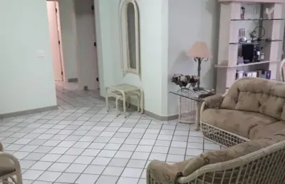 Apartamento com sacada venda/permuta no guarujá-enseada