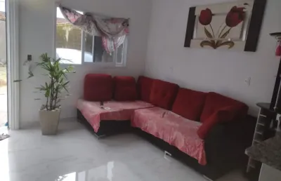 Casa com 2 quartos à venda na Belmira Novaes, Peruíbe 