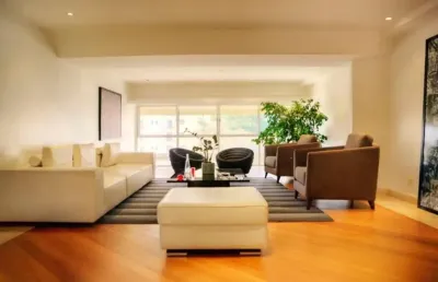 Apartamento com 3 quartos para alugar em Moema, São Paulo 