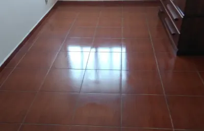 Apartamento no belém ,no 3º andar, com 55m², 1 quarto, banheiro, condomínio: 170 reais, iptu: 43 reais, 10 minutos do metrô