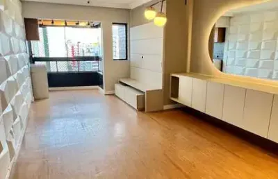 Apartamento com 3 quartos com móveis planejados na ponta verde disponível