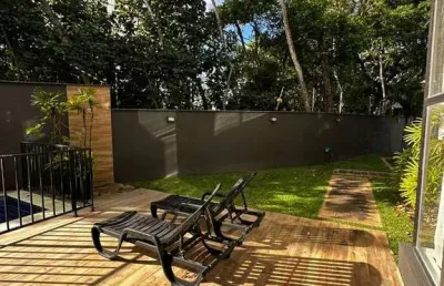 Casa com 5 quartos sendo 4 suítes em condomínio fechado na parte alta da cidade