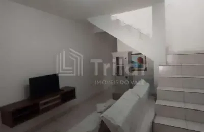 Sobrado com 03 quartos, na zona leste. agende uma visita e venha conhecer!!