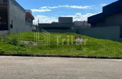 Terreno de 300 metros totalmente plano em condomínio fechado em caçapava!