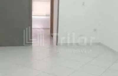 Ótima sala comercial no centro de sjcampos medindo 83,27 metros com 1 banheiro e vaga de garagem.