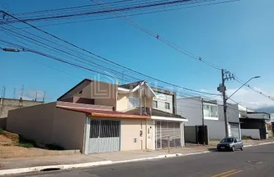 Casa com 3 quartos à venda no Jardim Santa Júlia, São José dos Campos 