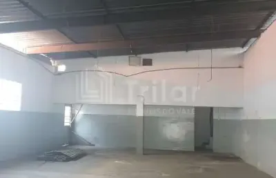 Galpão com 200 metros de construção para venda ou locação