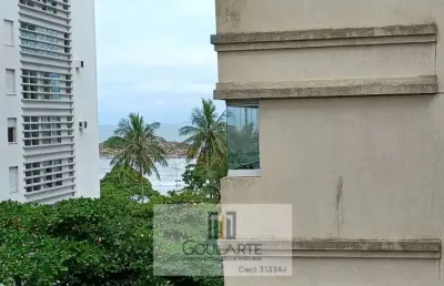 Apartamento 4 dormitórios, com vista parcial do mar, na praia da pitangueiras-guarujá/sp.
