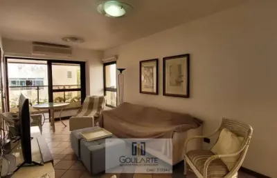 Apartamento alto padrão com sacada, 3 dormitórios sendo 1 suíte, na praia da pitangueiras-guarujá/sp.