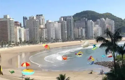 Apartamento alto padrão sacada gourmet, 3 dormitórios sendo 2 suítes, lazer completo no condomínio - astúrias -guarujá/sp.