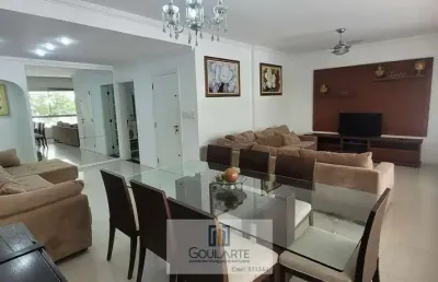 Apartamento alto padrão com 4 dormitórios sendo 2 suítes, à menos de 50 metros do mar - pitangueiras-guarujá/sp.
