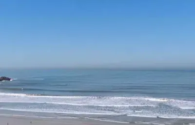 Apartamento em condomínio frente mar, vista total para o mar, 3 suítes climatizadas, pitangueiras - guarujá/sp.