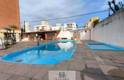 Apartamento reformado com 3 dormitórios sendo 1 suíte de serviço, na praia da enseada-guarujá/sp.