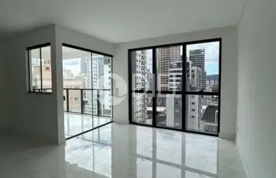 Apartamento com 3 suítes 2 vagas na meia praia !, meia praia, itapema - sc