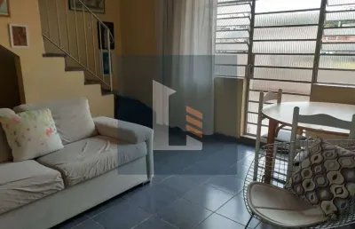 Casa com 3 quartos à venda na Rua Emília Paulista, Vila Tiradentes, São Paulo