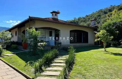 Casa à venda, 4 quartos, 2 suítes, 3 vagas, golfe - teresópolis/rj