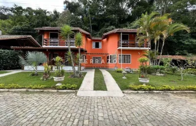 Casa em condomínio à venda, 4 quartos, 1 suíte, 2 vagas, cascata do imbuí - teresópolis/rj