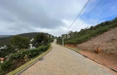 Terreno em condomínio fechado à venda na Rua Panamá, Albuquerque, Teresópolis