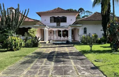 Casa comercial no estilo arabe / 4 suítes / 450m² / tijuca-teresópolis