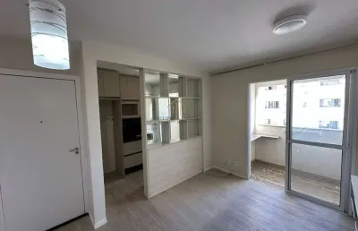 Apartamento 2 dormitórios com closet no condomínio via cambirela