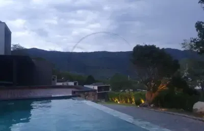 Casa espetacular em cond fechado atibaia - itapetinga