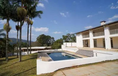 Casa de luxo em condomínio na represa, mairiporã-sp: 6 quartos, 5 suítes, 6 banheiros, 4 vagas, 600m². venha conferir!